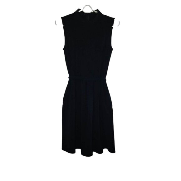 Uniqlo Dresses & Skirts - EUC Uniqlo Sleeveless Mock-Neck Dress in Navy